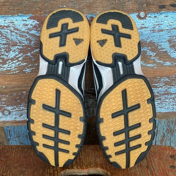 Adidas Black Sneaker with White Stripes - Picture 6 of 8